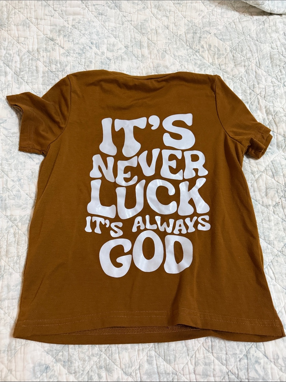 SHEIN Brown Graphic Tee with White Lettering - Kids Short Sleeve